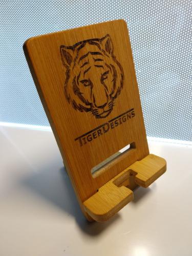 Tiger-Designs-Phone-Holder